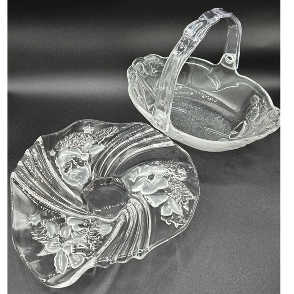 Mikasa Christmas Crystal Basket and Bowl - Christmas Dinner - Christmas decor - Picture 9 of 14